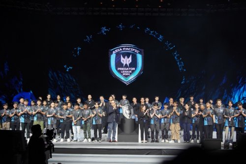 虚拟赛场上 虚拟赛场上